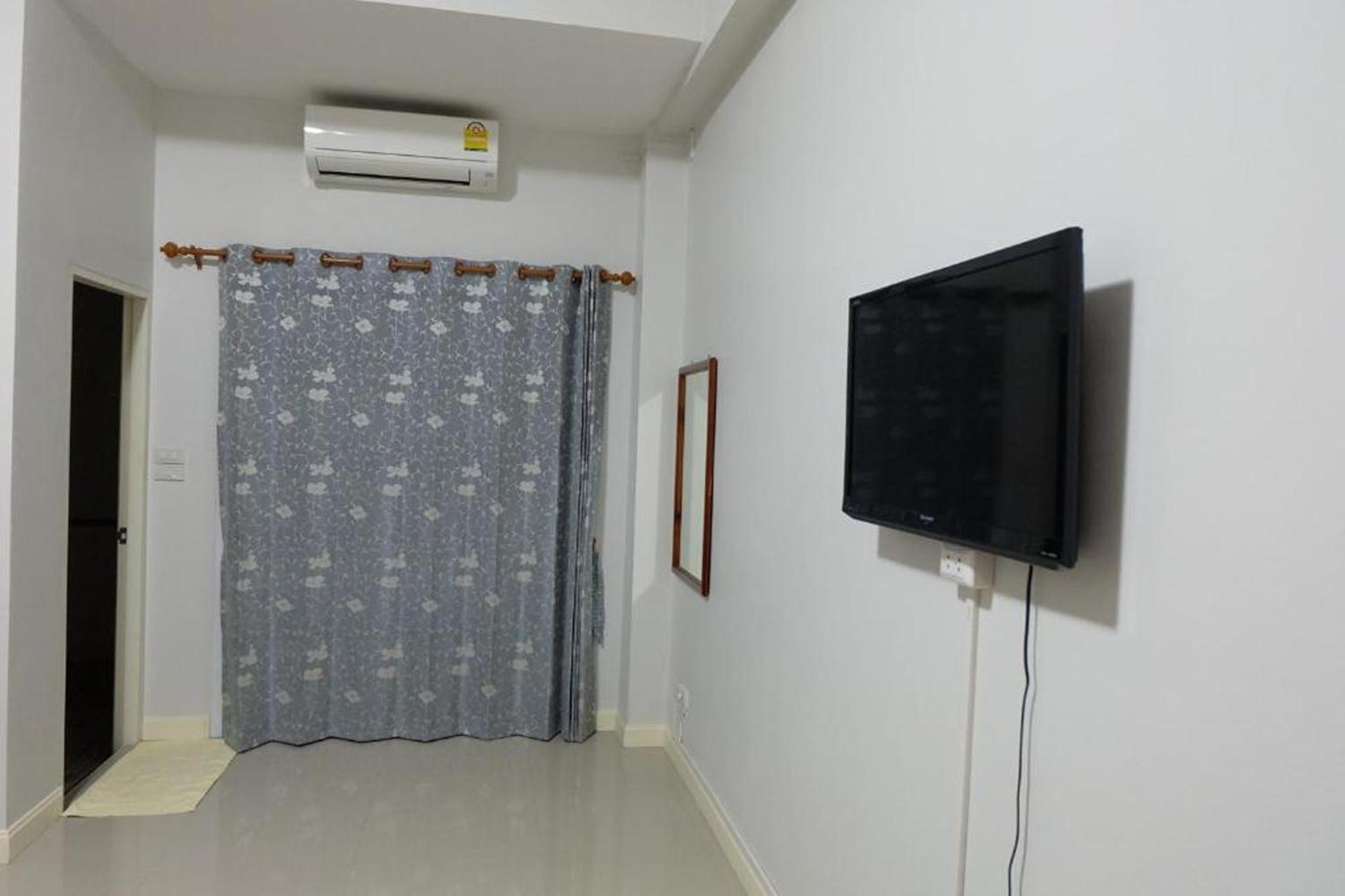 Tara Apartment สุราษฎร์ธานี ภายนอก รูปภาพ