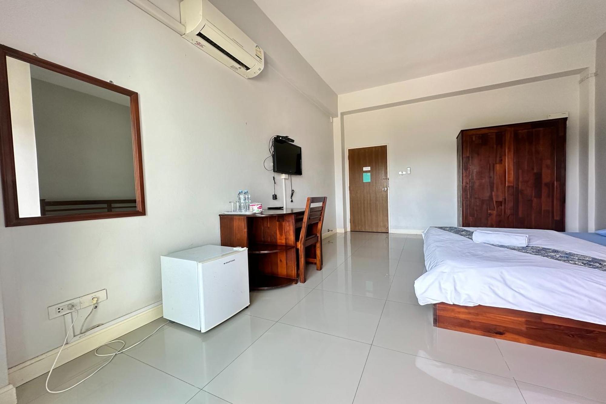 Tara Apartment สุราษฎร์ธานี ภายนอก รูปภาพ